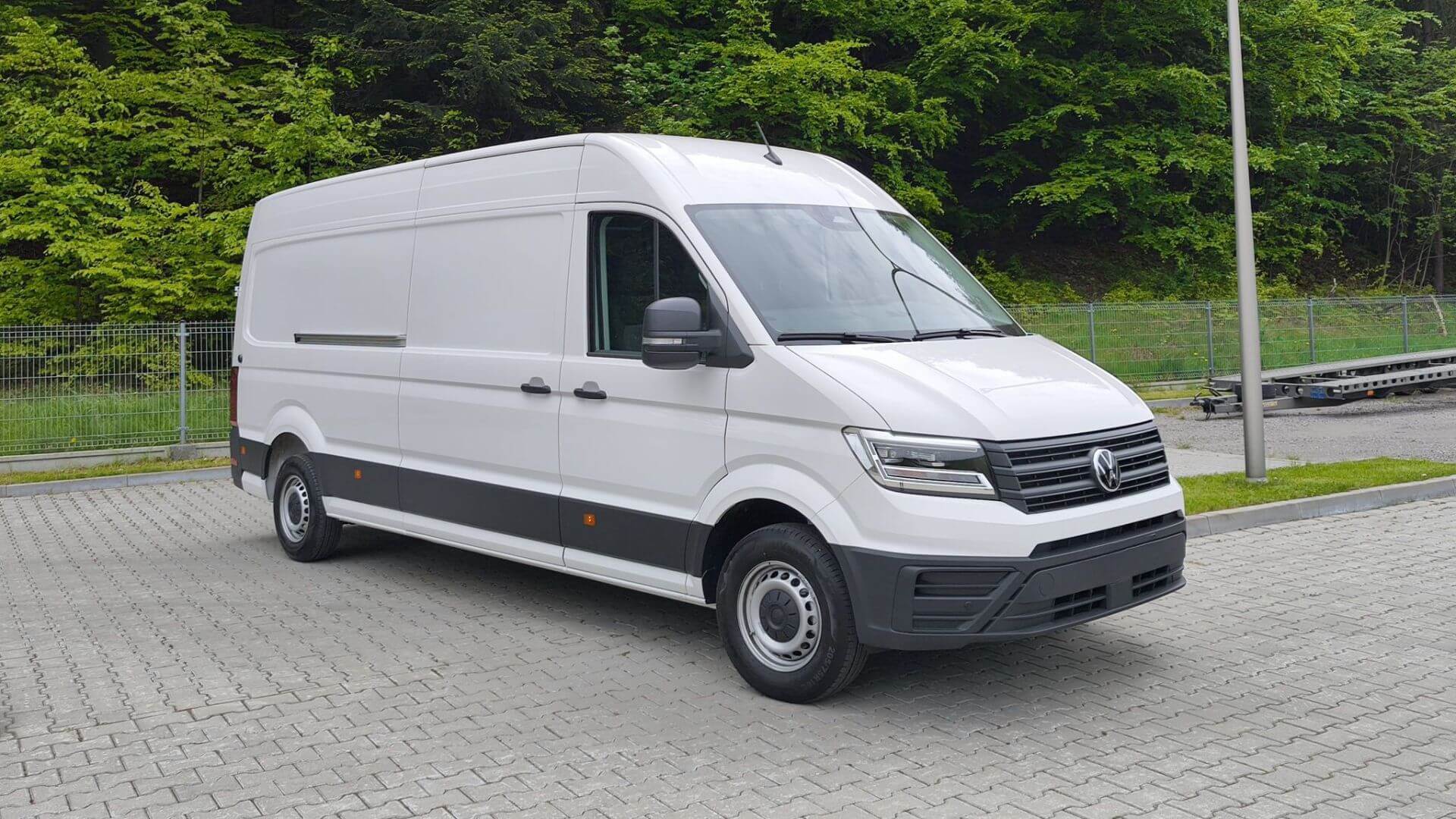 Wynajem auta Volkswagen Crafter Furgon